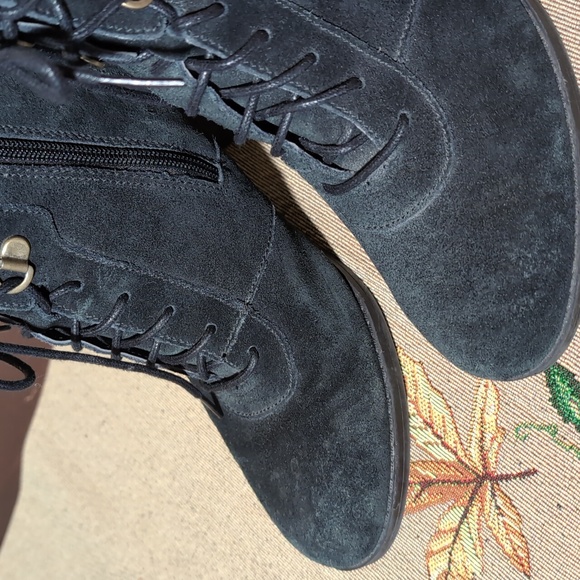 Sz 9 Clarks Bendables Black Leather Heeled Lace-up Booties - Picture 2 of 9